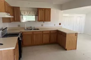 7411 Denny Dr, North Ridgeville, OH 44039 - Photo 6