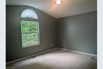3352 Brookside Lane, Cuyahoga Falls, OH 44223 - Photo 8