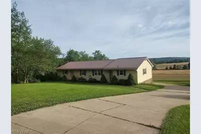 1142 Kerns Drive NE, Bolivar, OH 44612 - Photo 1