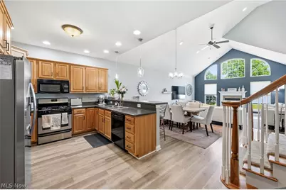 5067 Shepherds Glen, Willoughby, OH 44094 - Photo 4