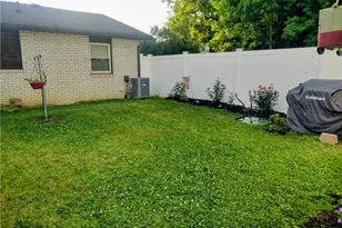 1055 Kerns Dr NE, Bolivar, OH 44612 - Photo 4