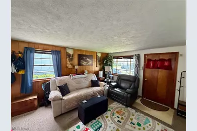 1232 Hawthorne Avenue SW, Canton, OH 44710 - Photo 6
