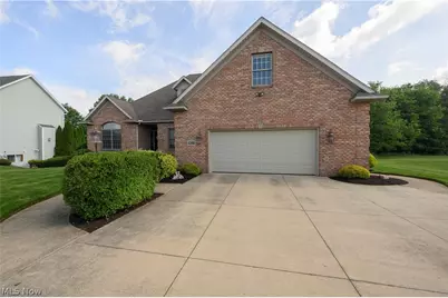 923 Mesa Verde Drive, Barberton, OH 44203 - Photo 4