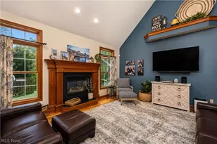 923 Mesa Verde Dr, Barberton, OH 44203 - Photo 20