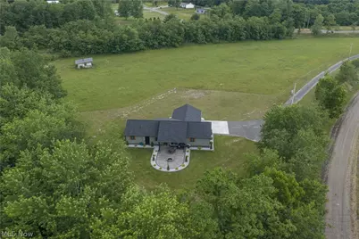 2793 Zutavern Church Road NW, Bolivar, OH 44621 - Photo 14