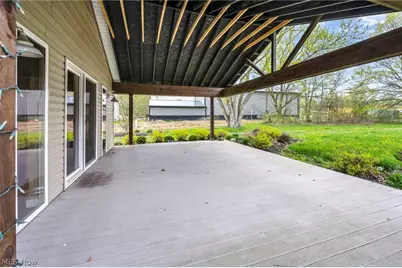 34300 Cooley Road, Columbia Station, OH 44028 - Photo 6