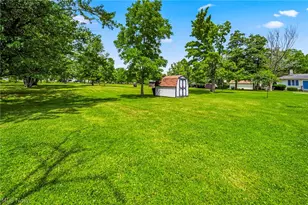 61 Erie Street E, Jefferson, OH 44047 - Photo 8