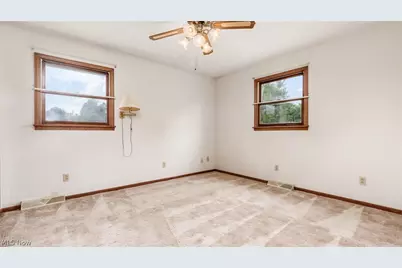 18224 Main Street, Newark, OH 43056 - Photo 16