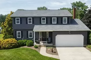 9325 Wyant Dr, Mentor, OH 44060 - Photo 2