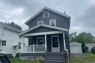 838 10th St NE, Massillon, OH 44646 - Photo 2