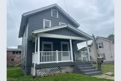 838 10th Street NE, Massillon, OH 44646 - Photo 1