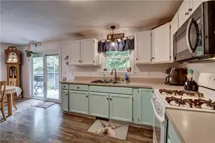 203 Prospect St, Baltic, OH 43804 - Photo 10