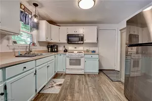 203 Prospect St, Baltic, OH 43804 - Photo 12