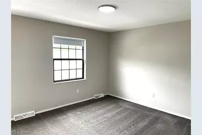 1257 Bailey Road, Cuyahoga Falls, OH 44221 - Photo 10