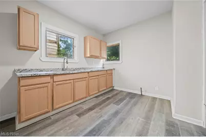 12617 Imperial Avenue, Loveland, OH 44120 - Photo 6