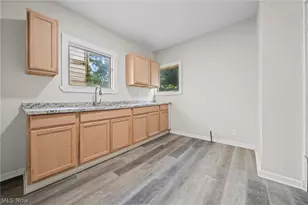 12617 Imperial Ave, Loveland, OH 44120 - Photo 6
