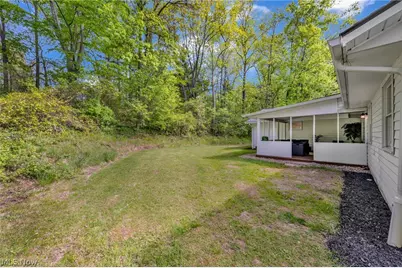 130 Graybark Lane, Amherst, OH 44001 - Photo 4