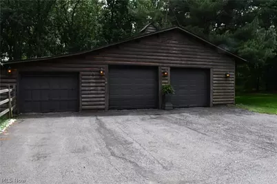 10566 Clapsaddle Avenue NE, Alliance, OH 44601 - Photo 18