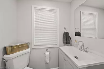 327 Sewell Avenue, Akron, OH 44319 - Photo 12