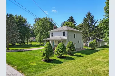 327 Sewell Avenue, Akron, OH 44319 - Photo 2