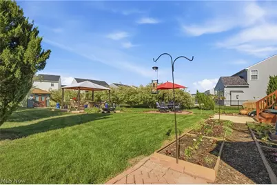 3932 Courtyard Drive, Lorain, OH 44053 - Photo 18