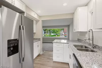 1757 Windsor Street, Cuyahoga Falls, OH 44221 - Photo 12