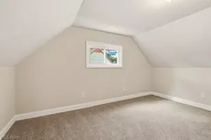 1757 Windsor St, Cuyahoga Falls, OH 44221 - Photo 24