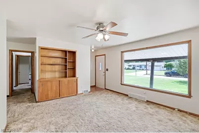 961 Adrian Circle, Girard, OH 44420 - Photo 8