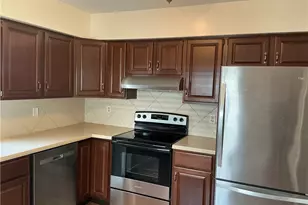 26 Hudson Common Dr, Hudson, OH 44236 - Photo 6