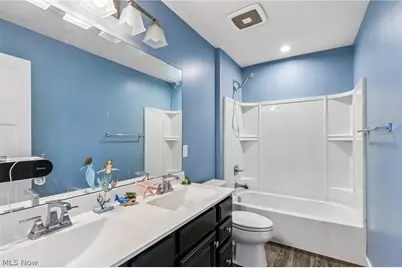3207 Boettler Street NE, Canton, OH 44721 - Photo 28