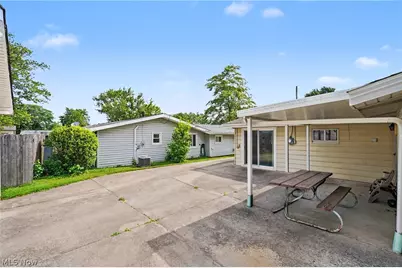 9040 Cambridge Drive, Northfield, OH 44067 - Photo 28