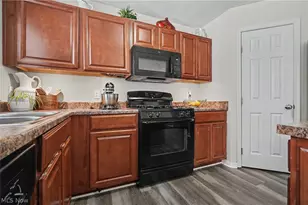 8794 Kelly Ln, Streetsboro, OH 44241 - Photo 6