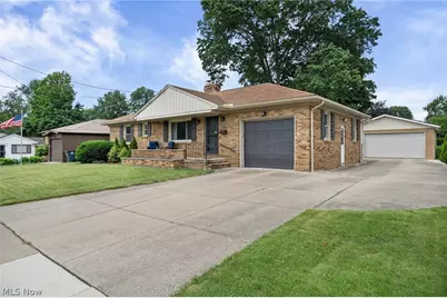 302 Homewood Avenue, Akron, OH 44312 - Photo 4