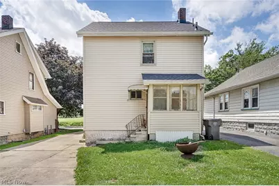 139 N Hazelwood Avenue, Youngstown, OH 44509 - Photo 8