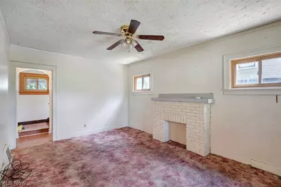 139 N Hazelwood Avenue, Youngstown, OH 44509 - Photo 10