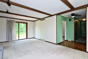 1585 Hemlock Dr, Ashtabula, OH 44004 - Photo 4