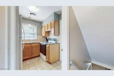 2548 23rd Street, Cuyahoga Falls, OH 44223 - Photo 18