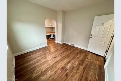 246 5th Street NW, Barberton, OH 44203 - Photo 6