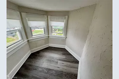 246 5th Street NW, Barberton, OH 44203 - Photo 24