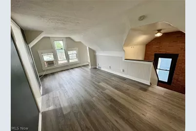 246 5th Street NW, Barberton, OH 44203 - Photo 22