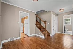 1042 Kingsway St, Alliance, OH 44601 - Photo 6