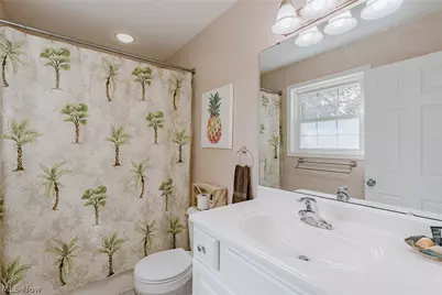 34112 Lake Shore Boulevard, Lakeline, OH 44095 - Photo 18
