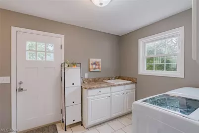 34112 Lake Shore Boulevard, Lakeline, OH 44095 - Photo 10