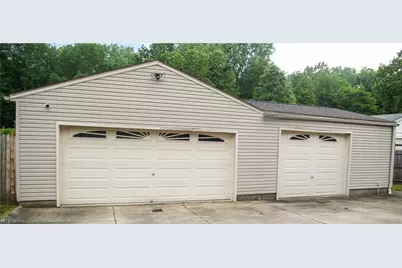 1258 Vane Avenue, Akron, OH 44310 - Photo 2