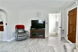 190 Kenmore Ave SE, Warren, OH 44483 - Photo 8