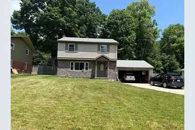 3330 Kingston Lane, Youngstown, OH 44511 - Photo 2