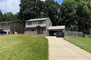 3330 Kingston Ln, Youngstown, OH 44511 - Photo 4