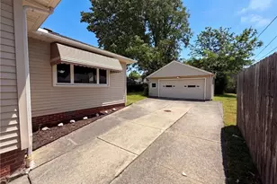 4406 Urban Dr, Loveland, OH 44121 - Photo 22