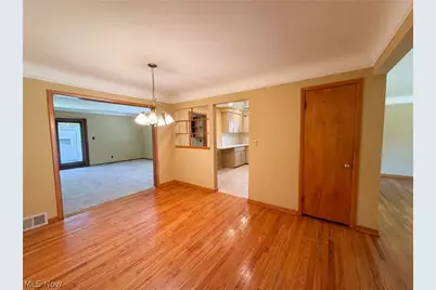 4406 Urban Drive, Loveland, OH 44121 - Photo 6