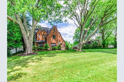 6209 Columbus Road NE, Louisville, OH 44641 - Photo 2